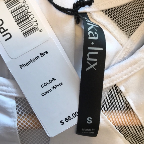 Lukka-Lux Phantom Sports Bra - Sexy mesh details! - Picture 3 of 3